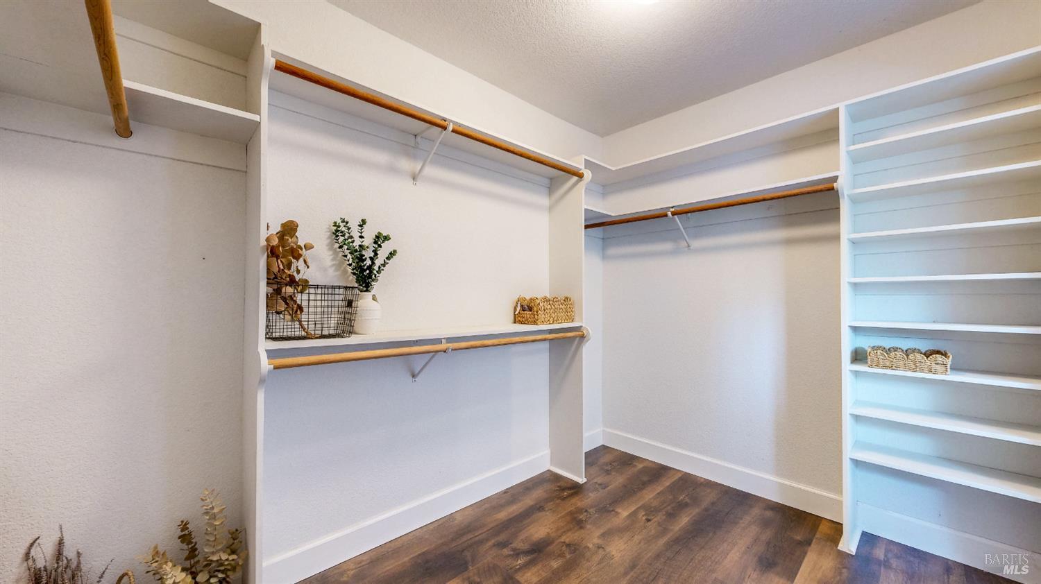 Santa Rosa, California, 95403, United States, 3 Bedrooms Bedrooms, ,3 BathroomsBathrooms,Residential,For Sale,1979353