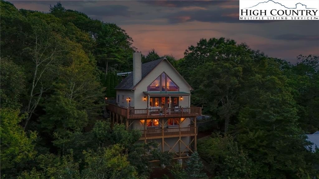 Boone, North Carolina, 28607, United States, 3 Bedrooms Bedrooms, ,3 BathroomsBathrooms,Residential,For Sale,1941298