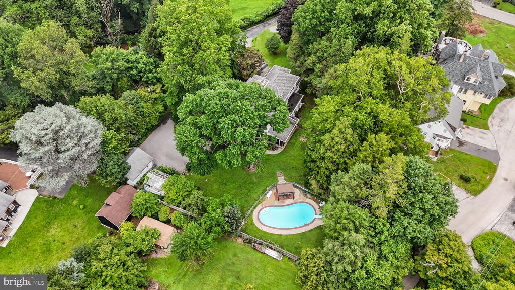 Lansdowne, Pennsylvania, 19050, United States, 5 Bedrooms Bedrooms, ,3 BathroomsBathrooms,Residential,For Sale,1926052
