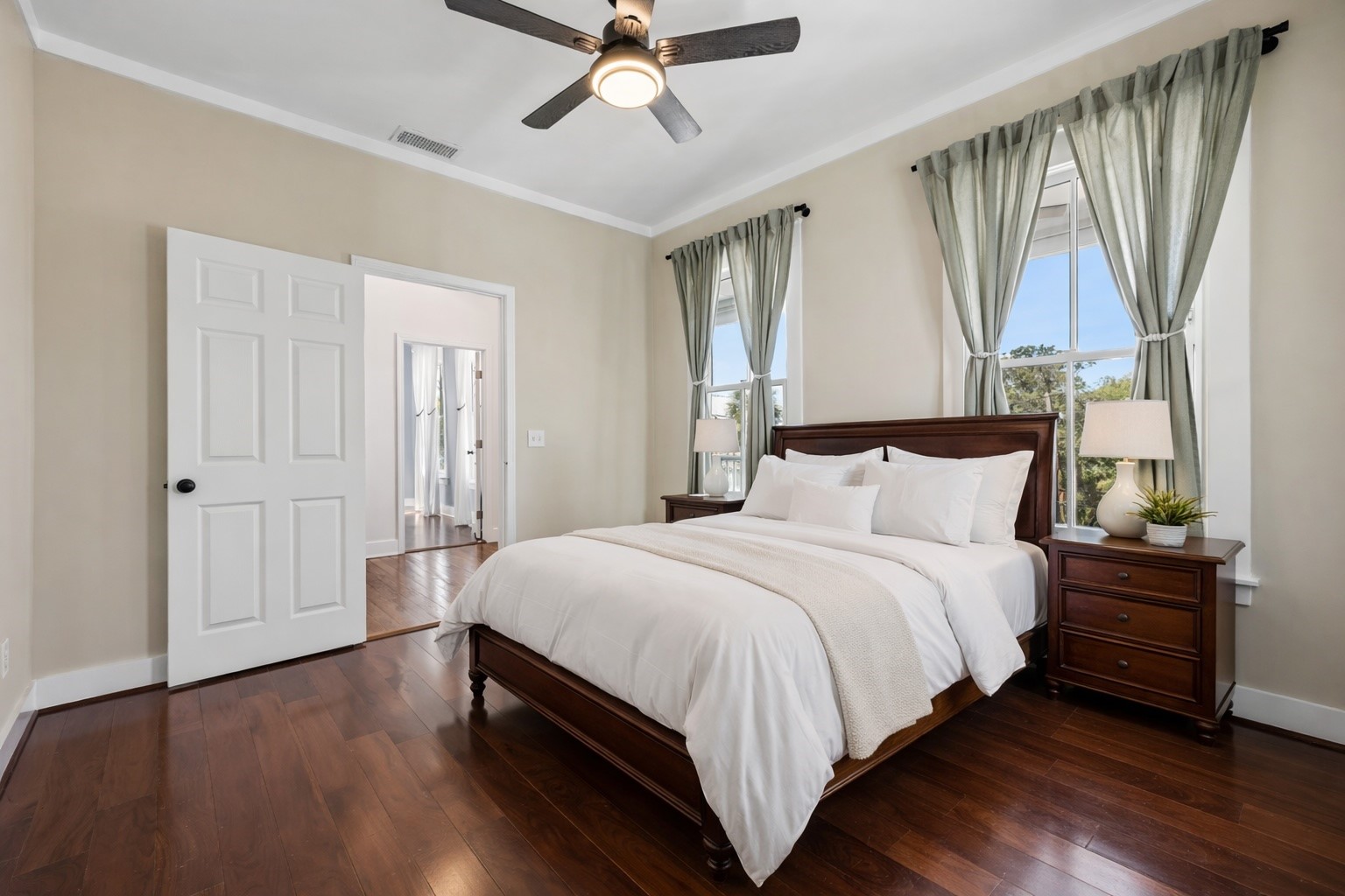 Fernandina Beach, Florida, 32034, United States, 3 Bedrooms Bedrooms, ,2 BathroomsBathrooms,Residential,For Sale,2031253