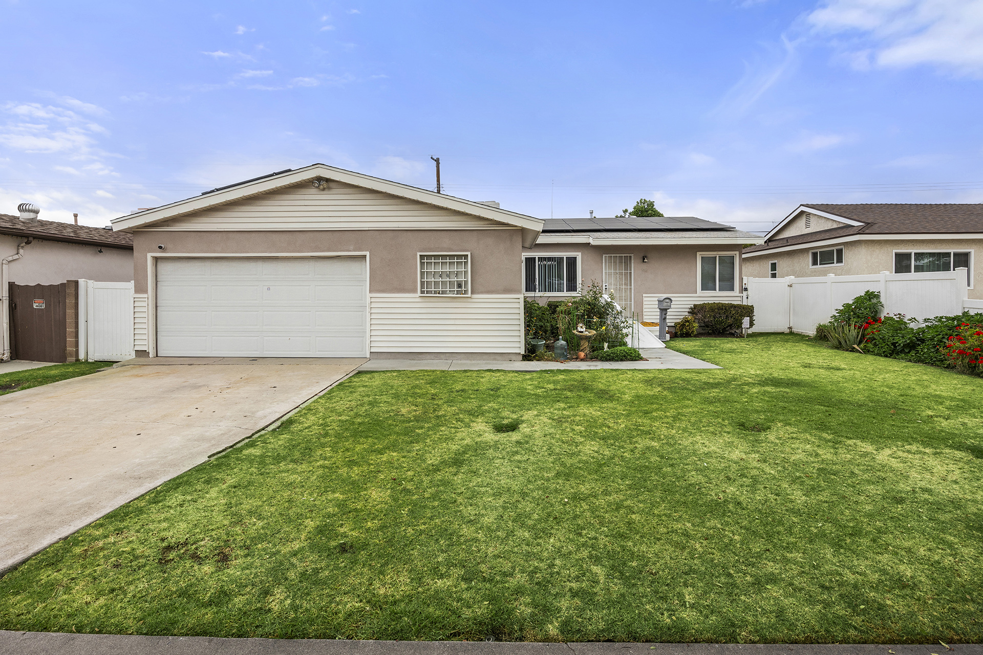 Fullerton, California, 92833, United States, 4 Bedrooms Bedrooms, ,2 BathroomsBathrooms,Residential,For Sale,2049395