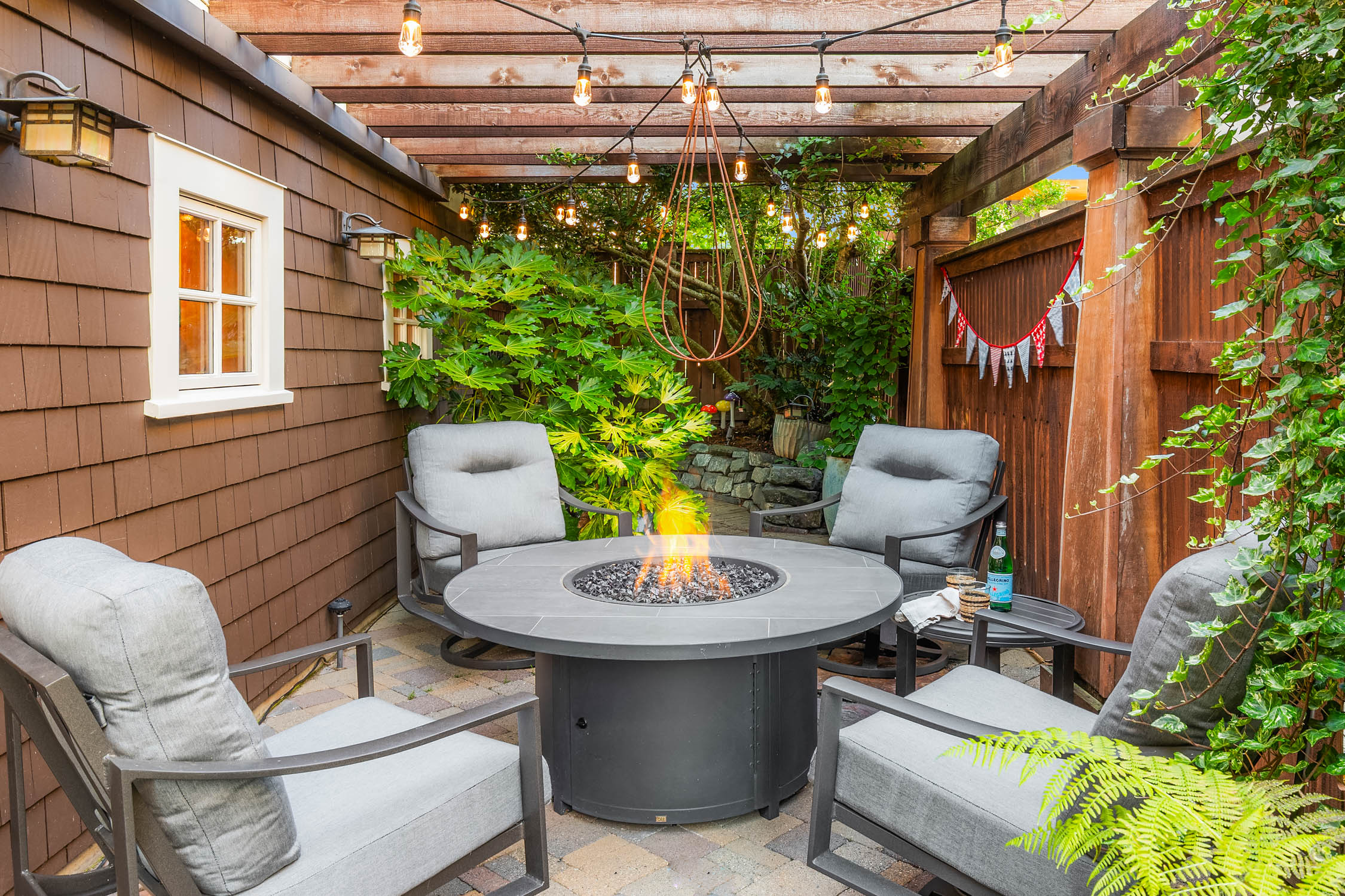  Exceptional Craftsman in Kirkland - 物件實景