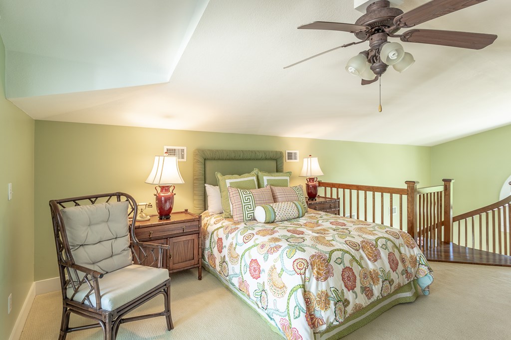 Saint George Island, Florida, 32328, United States, 5 Bedrooms Bedrooms, ,6 BathroomsBathrooms,Residential,For Sale,1976248