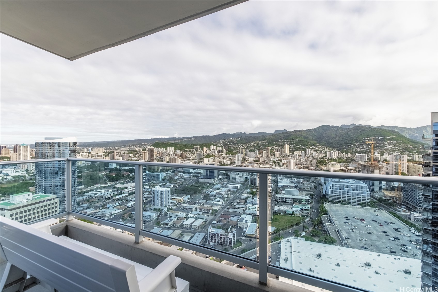 Honolulu, Hawaii, 96814, United States, 2 Bedrooms Bedrooms, ,2 BathroomsBathrooms,Residential,For Sale,1837797