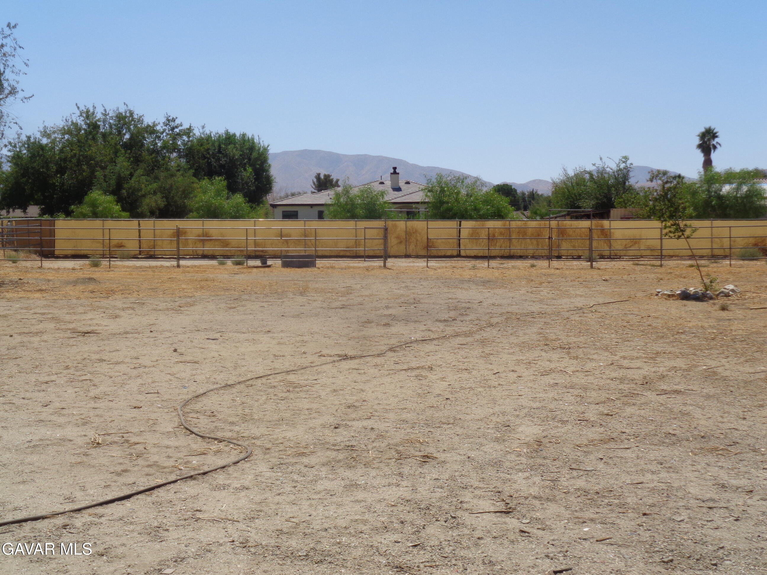 Littlerock, California, 93543, United States, 5 Bedrooms Bedrooms, ,1 BathroomBathrooms,Residential,For Sale,1975101