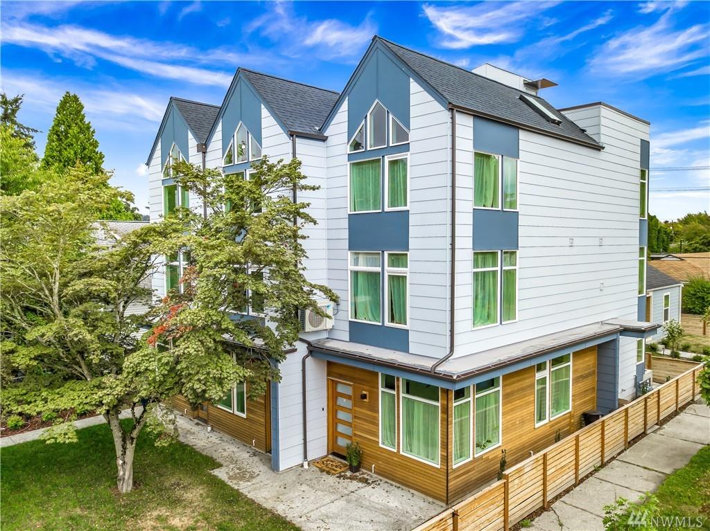 1058 S Cloverdale St B, Seattle, Washington, 98108, United States, 4 Bedrooms Bedrooms, ,2 BathroomsBathrooms,Residential,For Sale,1058 S Cloverdale St B,1434327
