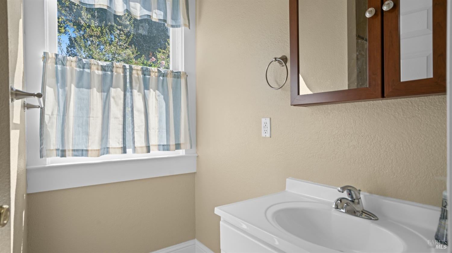 Vallejo, California, 94590, United States, 3 Bedrooms Bedrooms, ,3 BathroomsBathrooms,Residential,For Sale,1752987