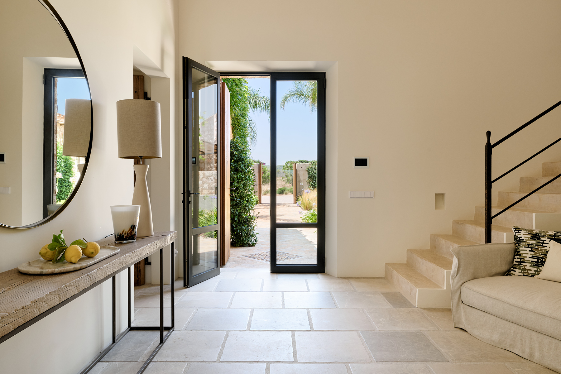  Mallorcan estate with pool and sea views in Portocolom, Mallorca - 物件實景