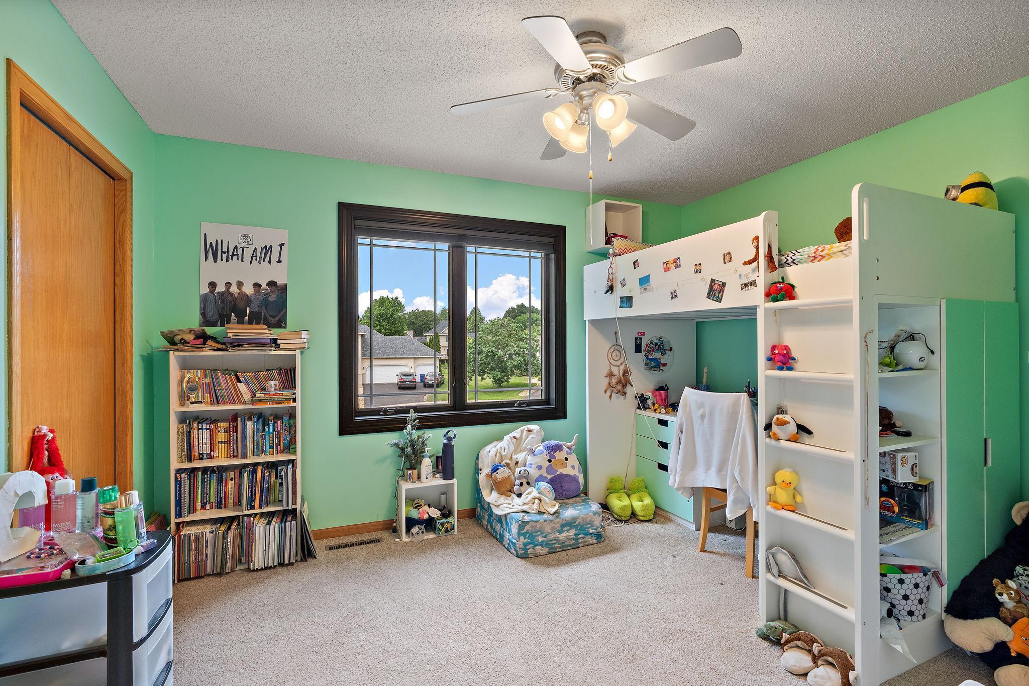 Oakdale, Minnesota, 55128, United States, 4 Bedrooms Bedrooms, ,4 BathroomsBathrooms,Residential,For Sale,1879213
