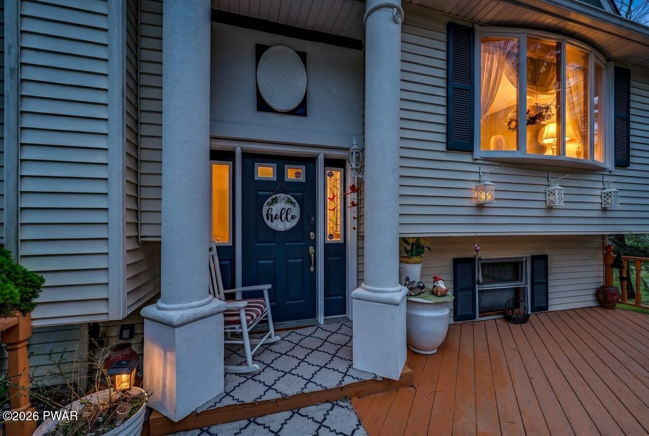 Hawley, Pennsylvania, 18428, United States, 3 Bedrooms Bedrooms, ,3 BathroomsBathrooms,Residential,For Sale,2045204