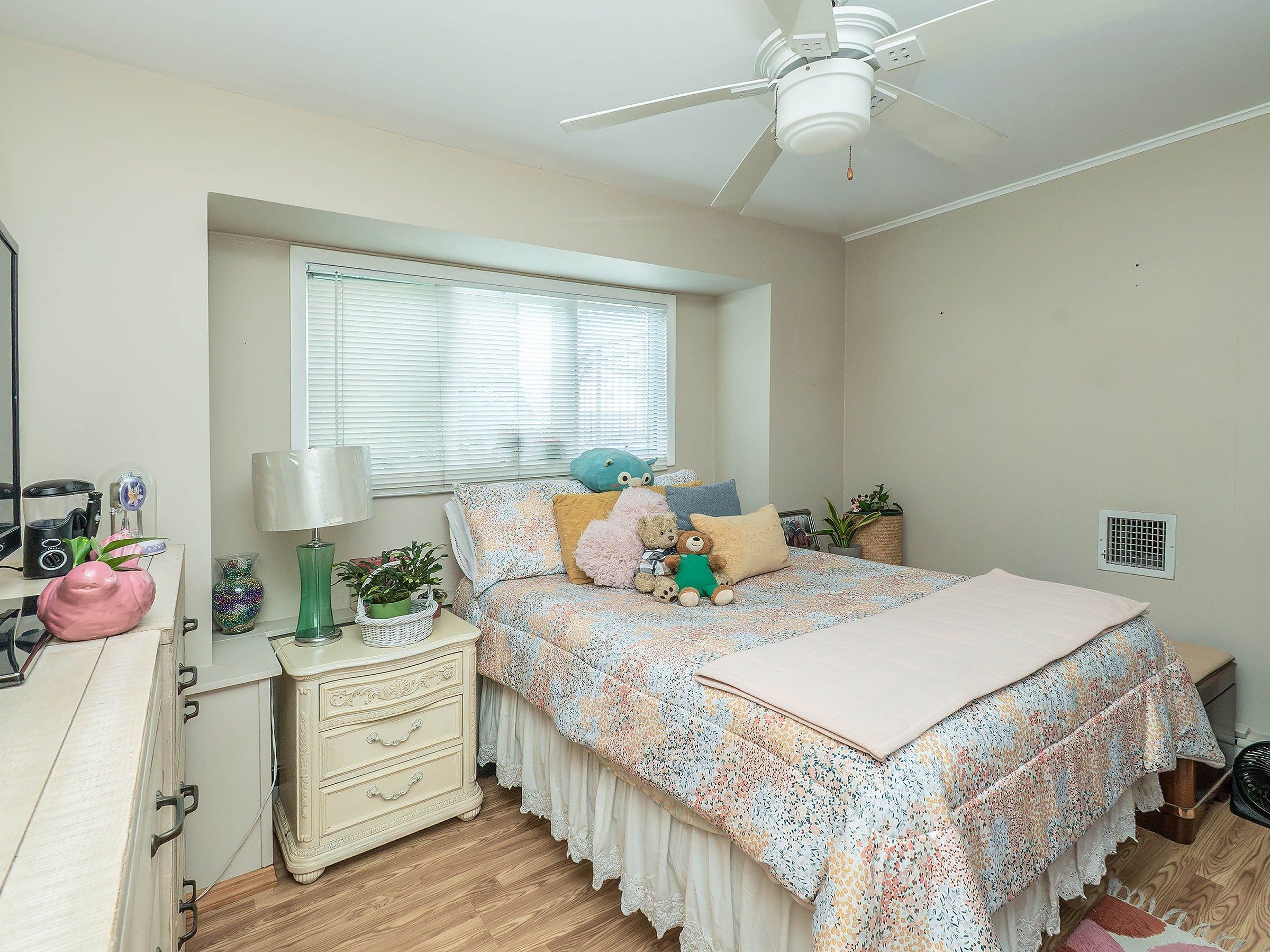  2923 Len Drive, Bellmore, NY 11710 - 物件實景
