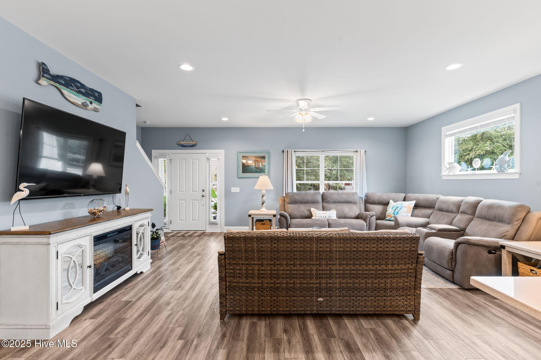 Southport, North Carolina, 28461, United States, 3 Bedrooms Bedrooms, ,3 BathroomsBathrooms,Residential,For Sale,2009965