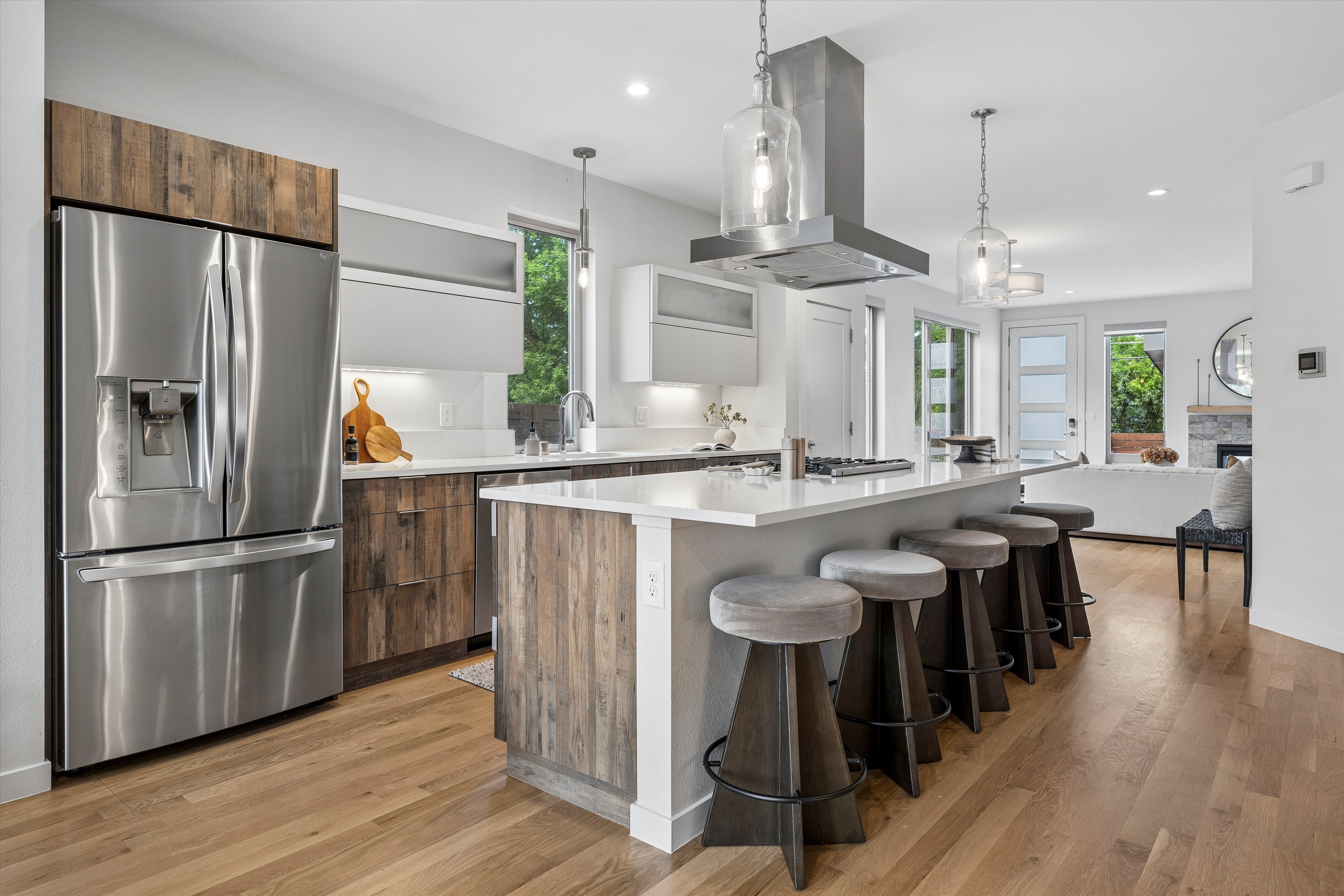  Thoughtfully Designed and Exceptional Quality Duplex - 物件實景