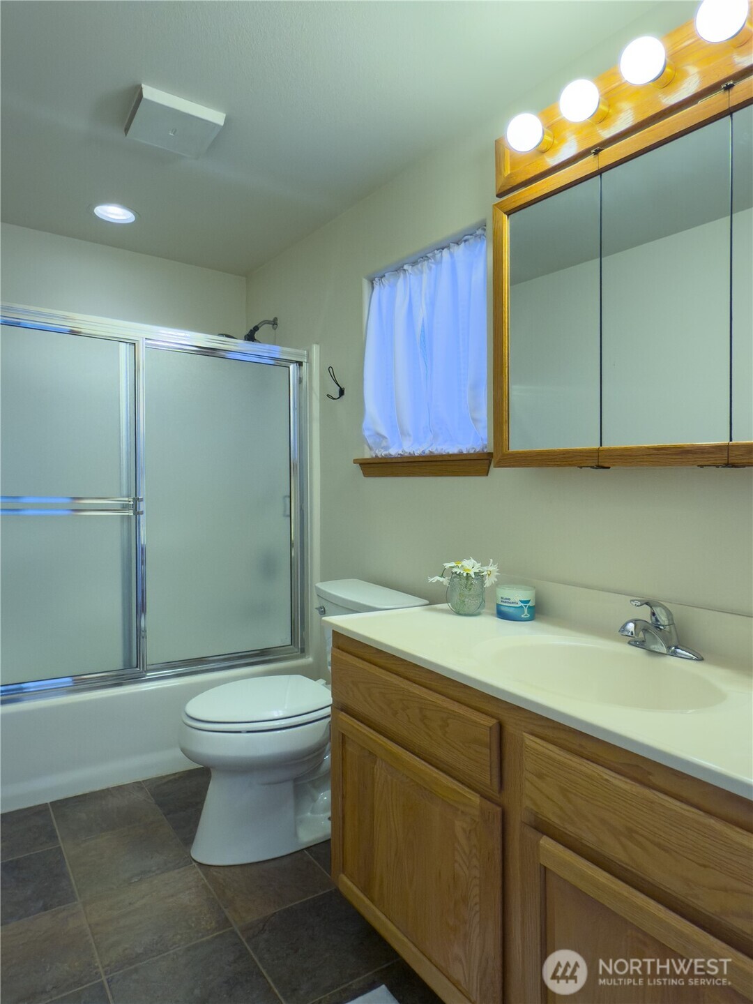 Hat Island, Washington, 98206, United States, 4 Bedrooms Bedrooms, ,2 BathroomsBathrooms,Residential,For Sale,1978388