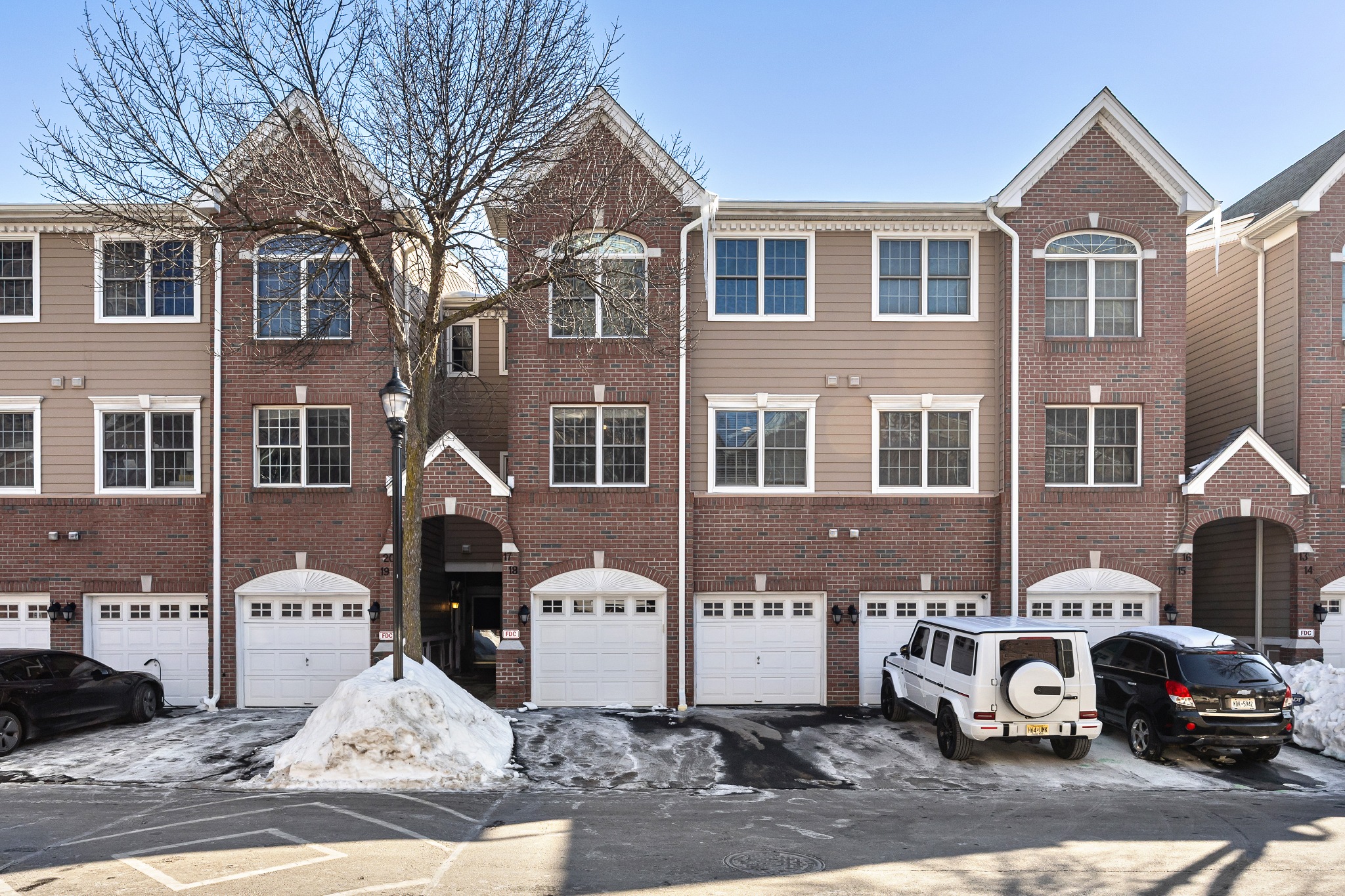  18 Lydia Drive, Guttenberg, NJ 07093 - 物件實景