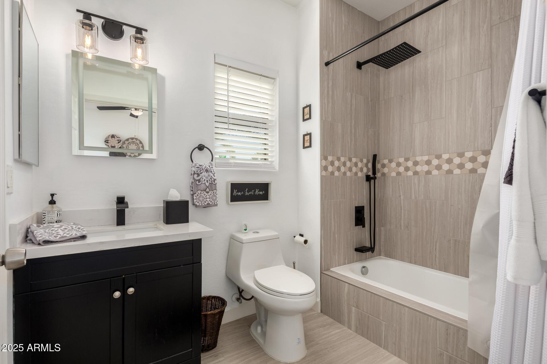 Surprise, Arizona, 85387, United States, 4 Bedrooms Bedrooms, ,3 BathroomsBathrooms,Residential,For Sale,1978130