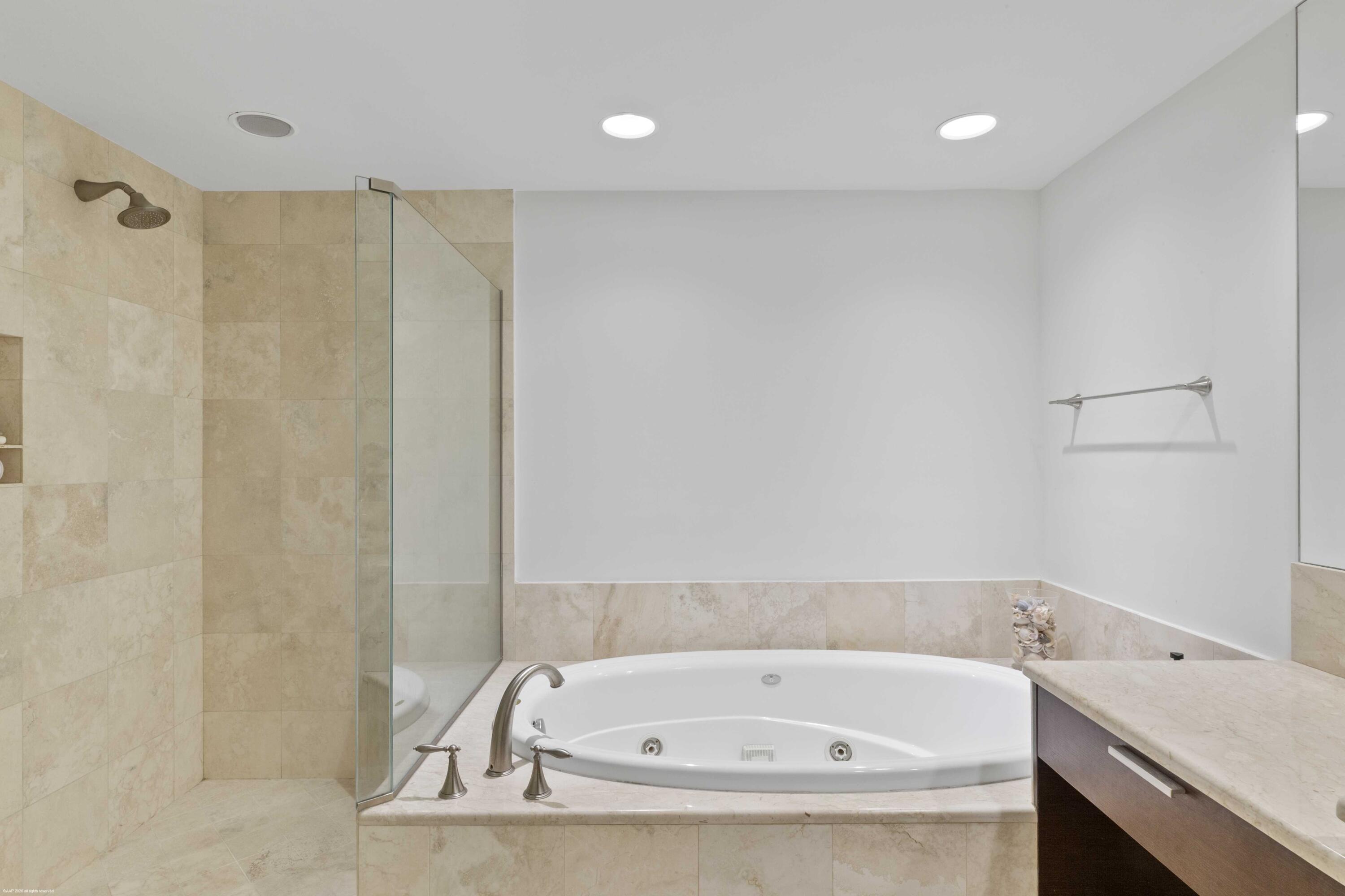  3800 N Ocean Drive #1450 - 物件實景