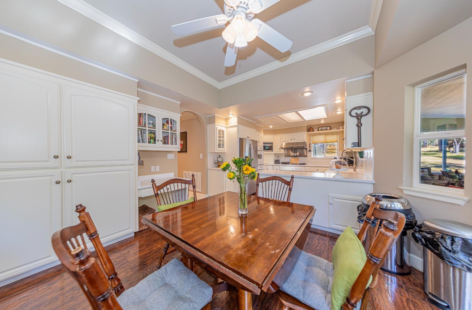 Ahwahnee, California, 93601, United States, 4 Bedrooms Bedrooms, ,3 BathroomsBathrooms,Residential,For Sale,1978318