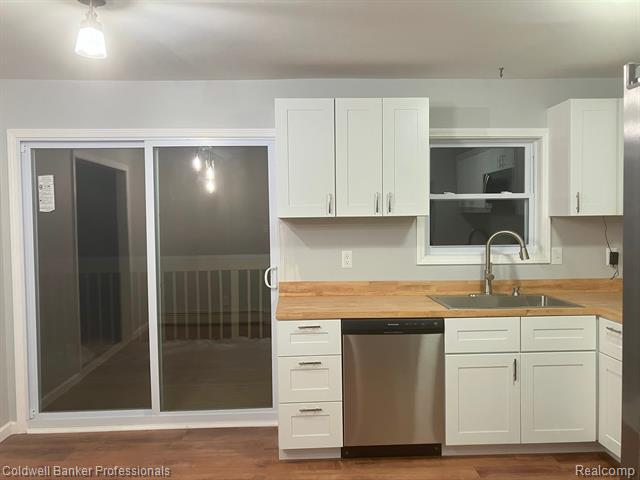 Oakland, Michigan, 48363, United States, 4 Bedrooms Bedrooms, ,2 BathroomsBathrooms,Residential,For Sale,1806159