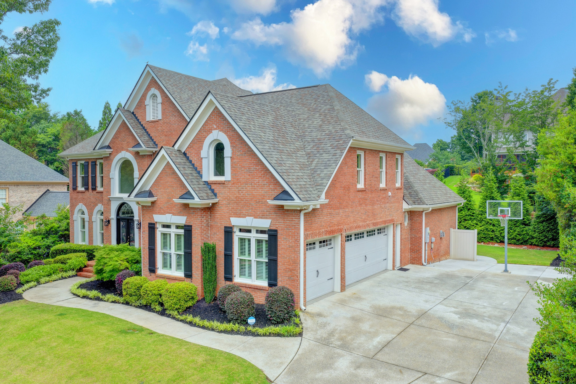  Stunning, Fully Renovated Glen Abbey Home Nestled in the Heart of Alpharetta - 物件實景