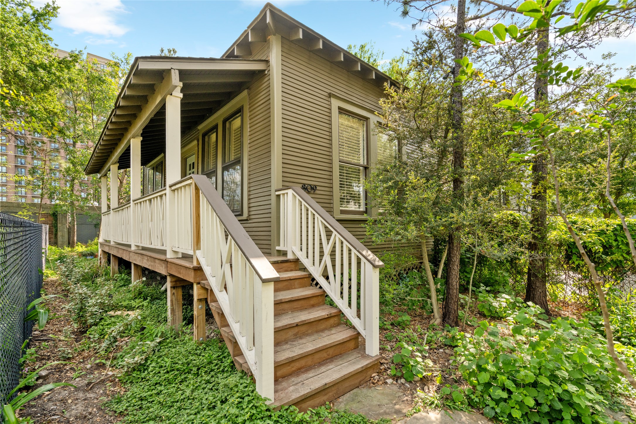  809 Woodrow Street - 物件實景