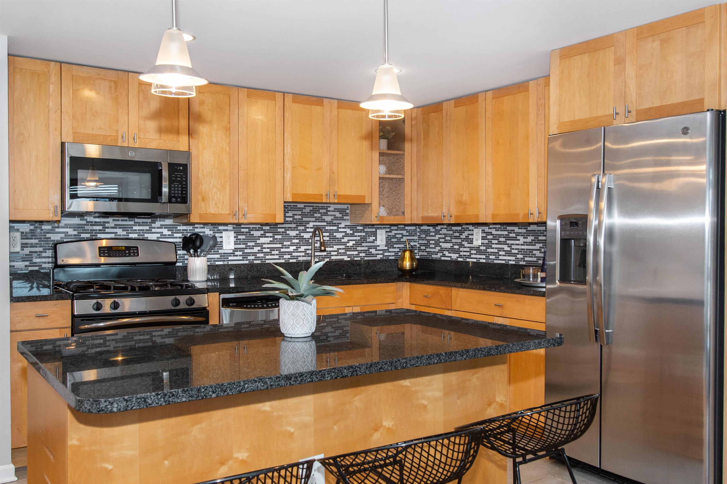 Jersey City, New Jersey, 07310, United States, 1 Bedroom Bedrooms, ,1 BathroomBathrooms,Residential,For Sale,1933478