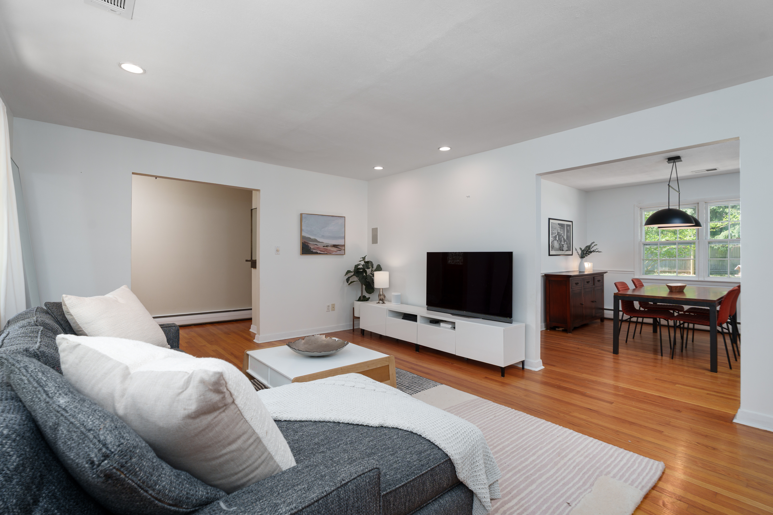  West Windsor 5-Bedroom Home Near Princeton Junction Train Station - 物件實景