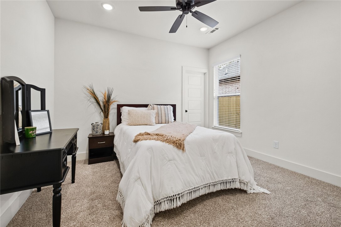 Bentonville, Arkansas, 72713, United States, 4 Bedrooms Bedrooms, ,3 BathroomsBathrooms,Residential,For Sale,2002905