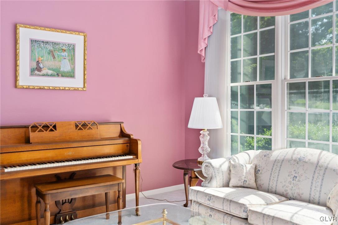 Upper Saucon Twp, Pennsylvania, 18034, United States, 3 Bedrooms Bedrooms, ,3 BathroomsBathrooms,Residential,For Sale,1928759