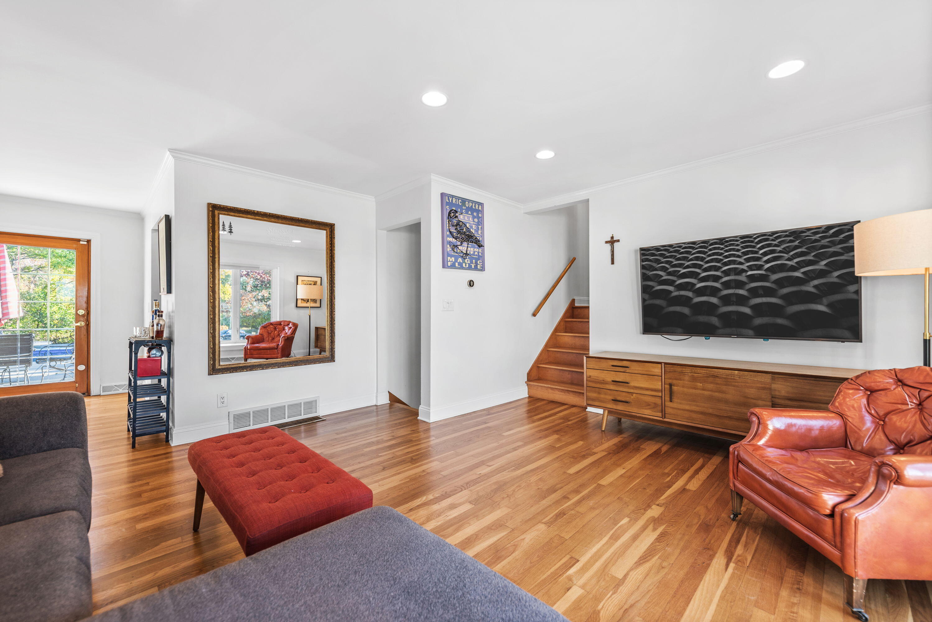 New Buffalo, Michigan, 49117, United States, 3 Bedrooms Bedrooms, ,4 BathroomsBathrooms,Residential,For Sale,1989318