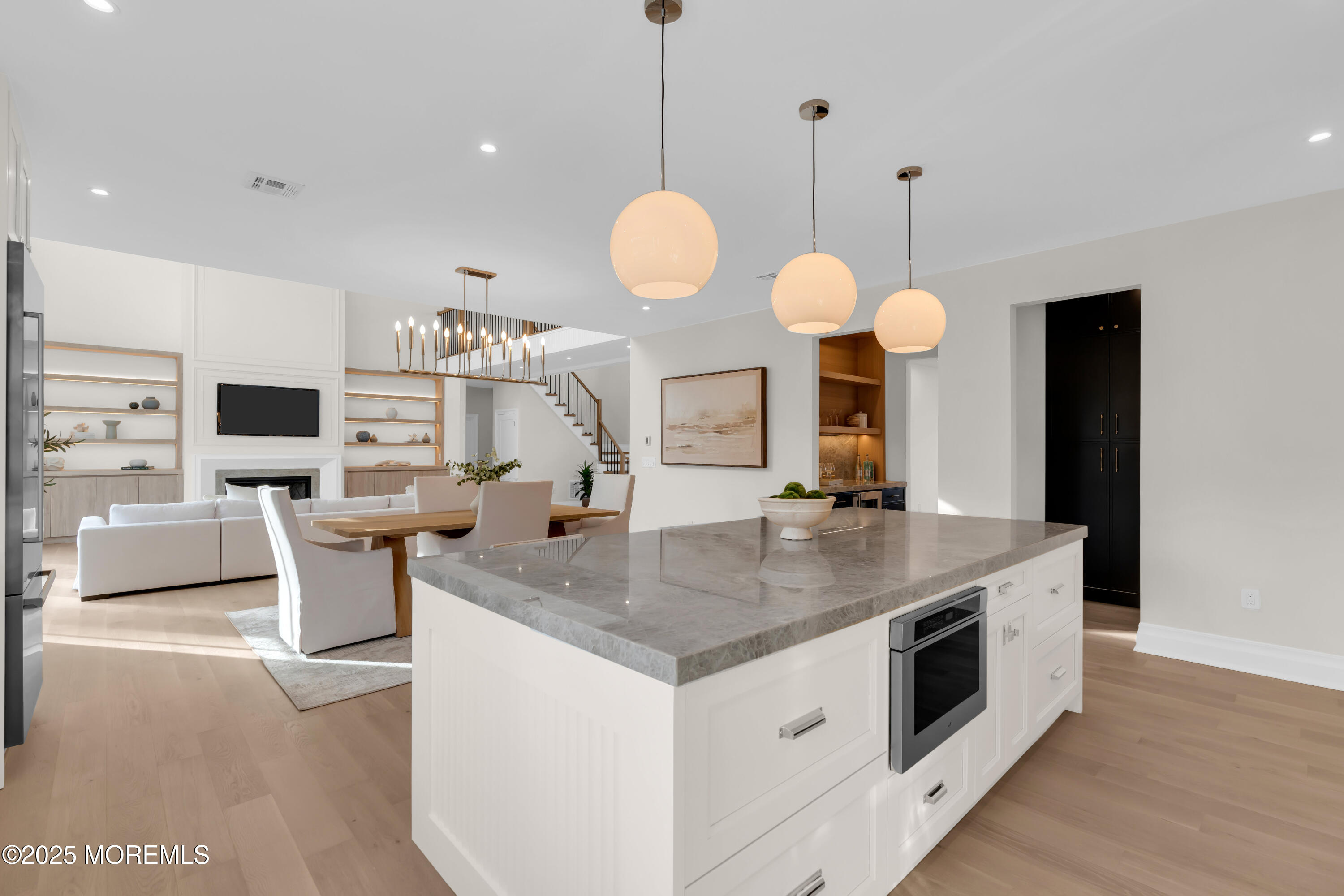 Little Silver, New Jersey, 07739, United States, 5 Bedrooms Bedrooms, ,5 BathroomsBathrooms,Residential,For Sale,2005340