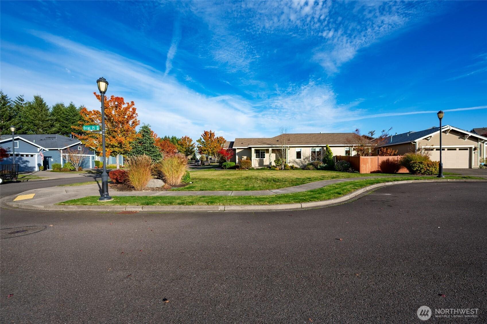 OLYMPIA, Washington, 98516, United States, 3 Bedrooms Bedrooms, ,2 BathroomsBathrooms,Residential,For Sale,1991092