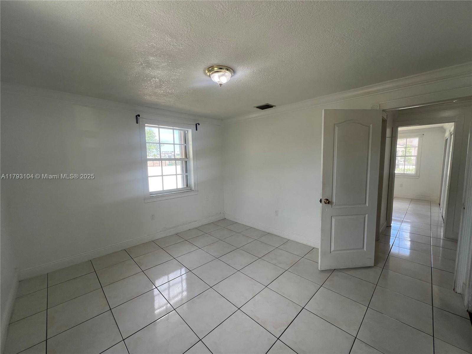 Miami, Florida, 33165, United States, 4 Bedrooms Bedrooms, ,2 BathroomsBathrooms,Residential,For Sale,1936864