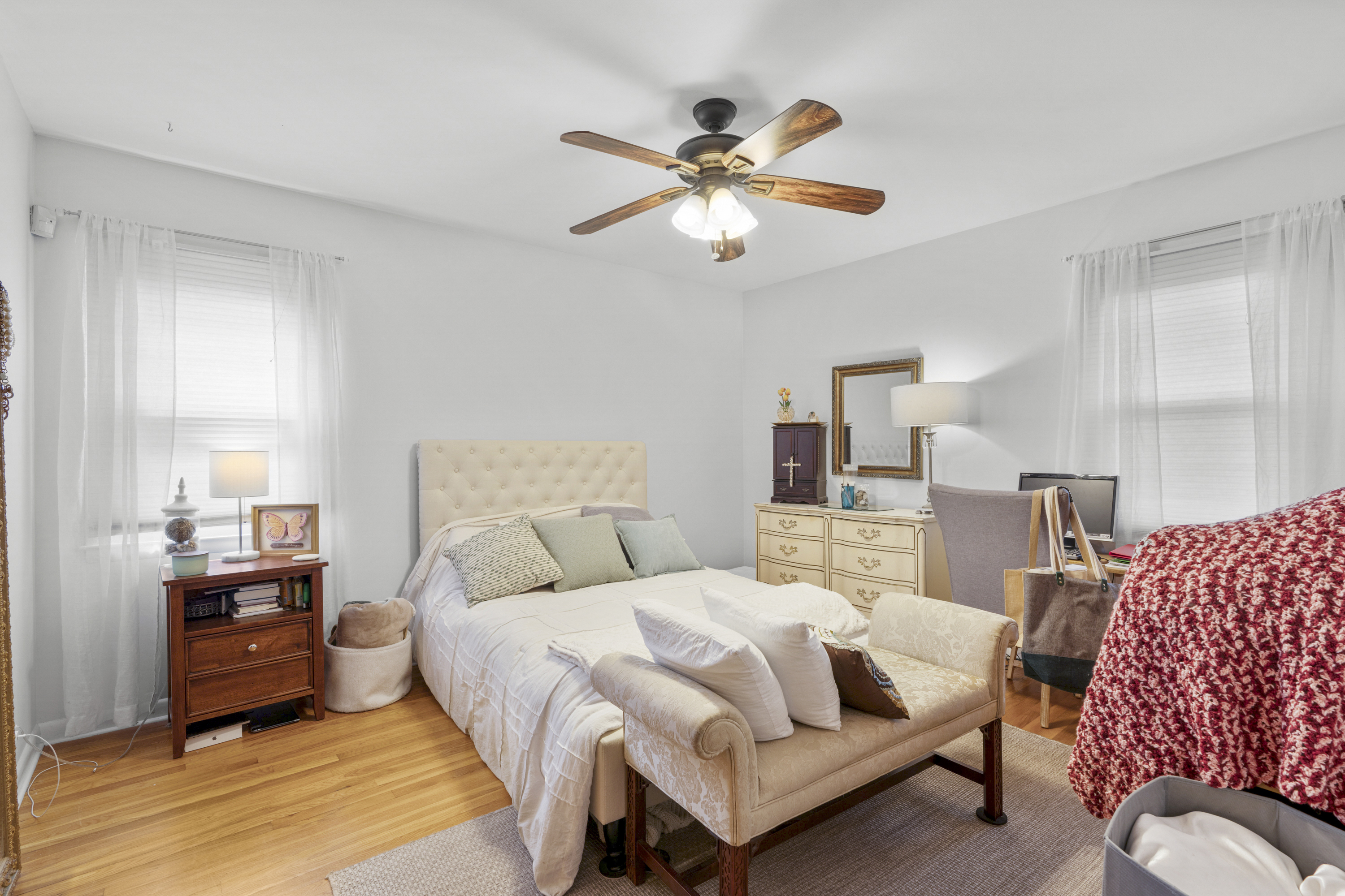  Lovely Harrison Two-Family Duplex - 物件實景