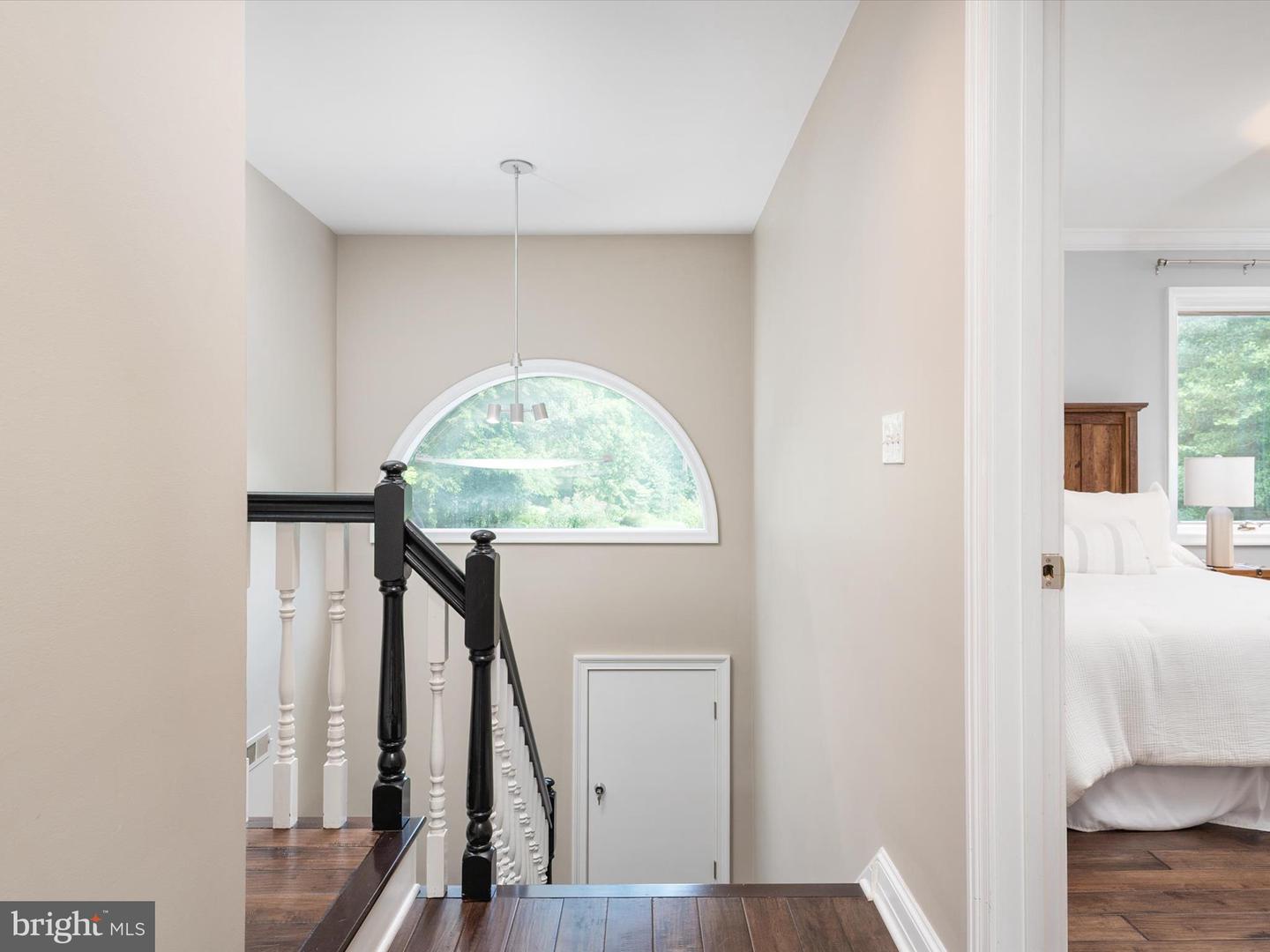 Annapolis, Maryland, 21401, United States, 5 Bedrooms Bedrooms, ,5 BathroomsBathrooms,Residential,For Sale,1895873