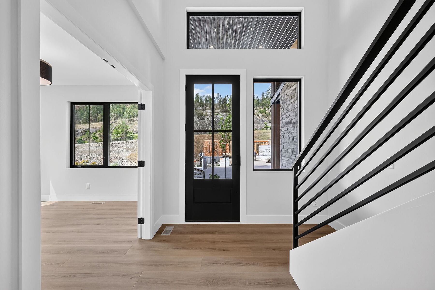  Stylish New Home - 物件實景