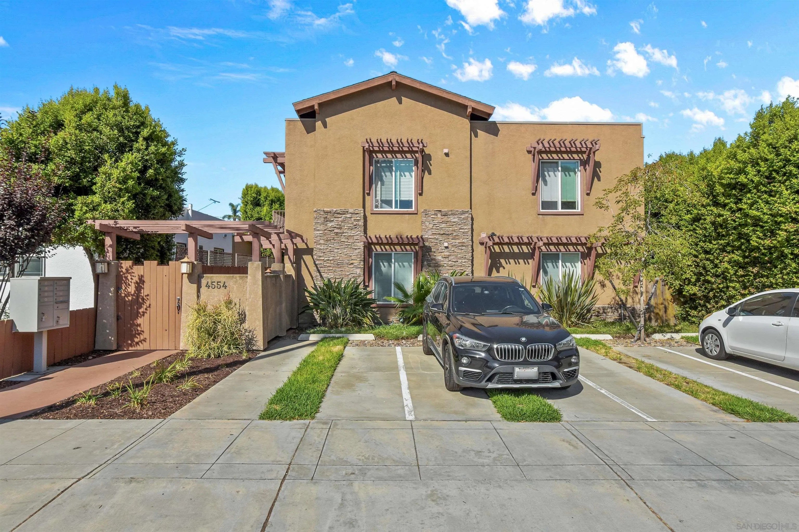 Marlborough Dr, San Diego, CA 92116 #1