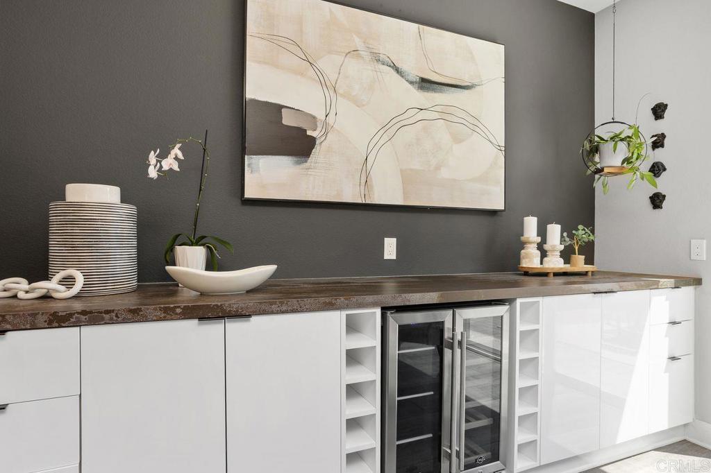 Carlsbad, California, 92010, United States, 3 Bedrooms Bedrooms, ,3 BathroomsBathrooms,Residential,For Sale,1942261
