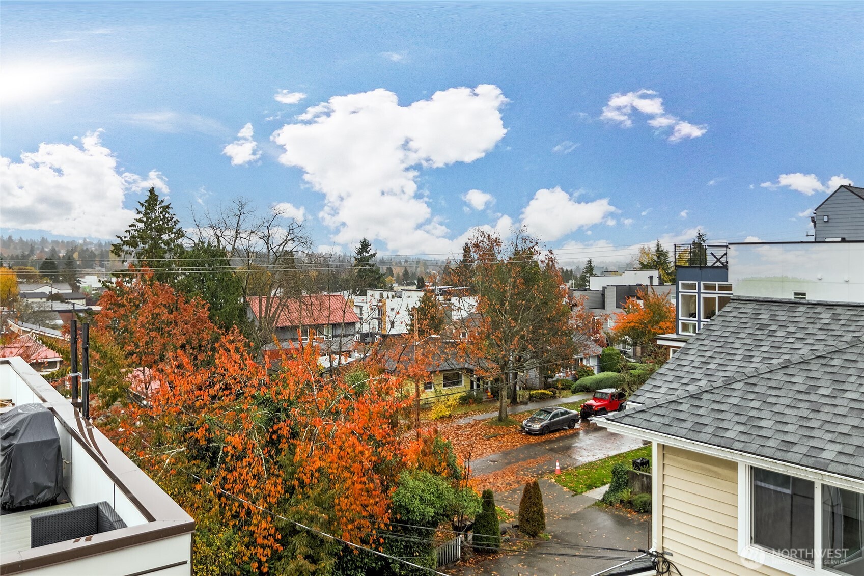 Seattle, Washington, 98103, United States, 2 Bedrooms Bedrooms, ,1 BathroomBathrooms,Residential,For Sale,1991095