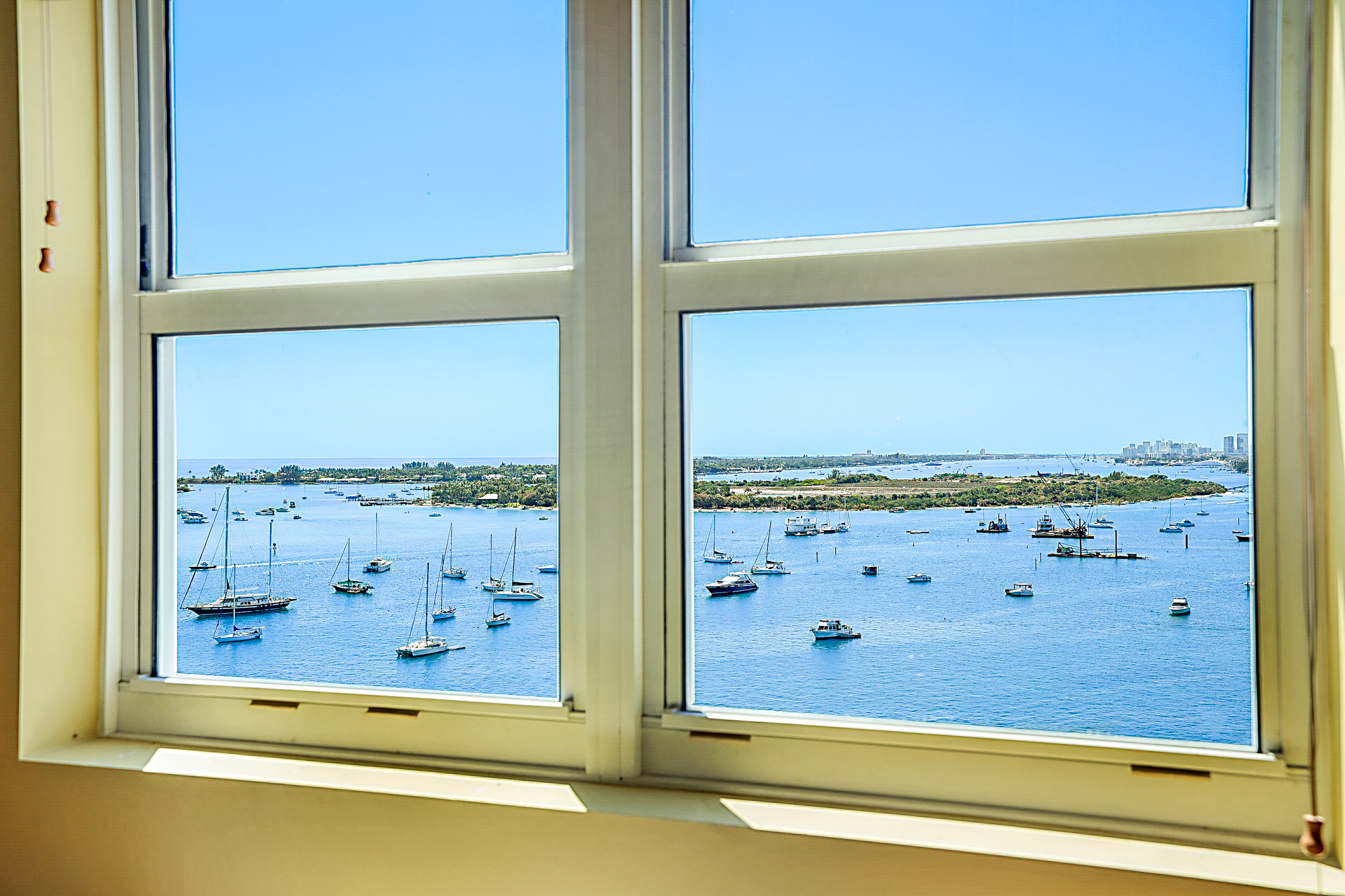  2640 Lake Shore Drive, Riviera Beach, FL, 33404 - 物件實景