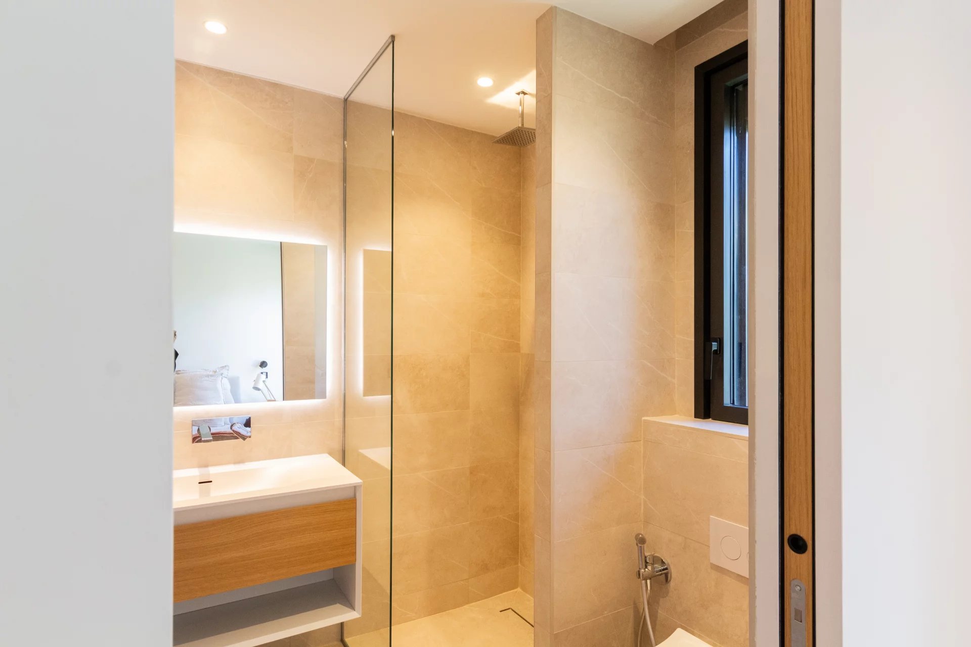 Sainte-Maxime, Provence-Alpes-Côte d’Azur, 83120, FR, 4 Bedrooms Bedrooms, ,4 BathroomsBathrooms,Residential,For Sale,1472761