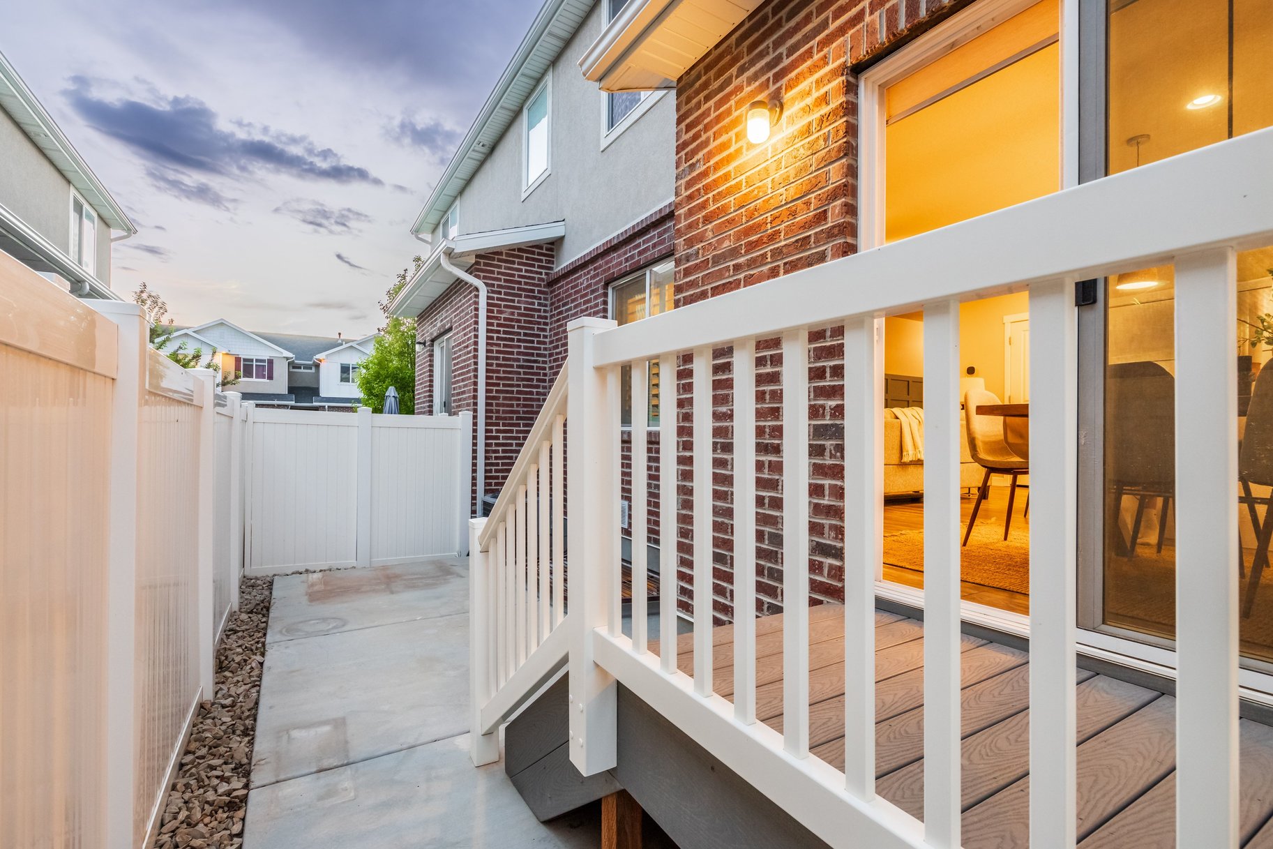  Meticulously Upgraded Townhome in Prime Draper - 物件實景
