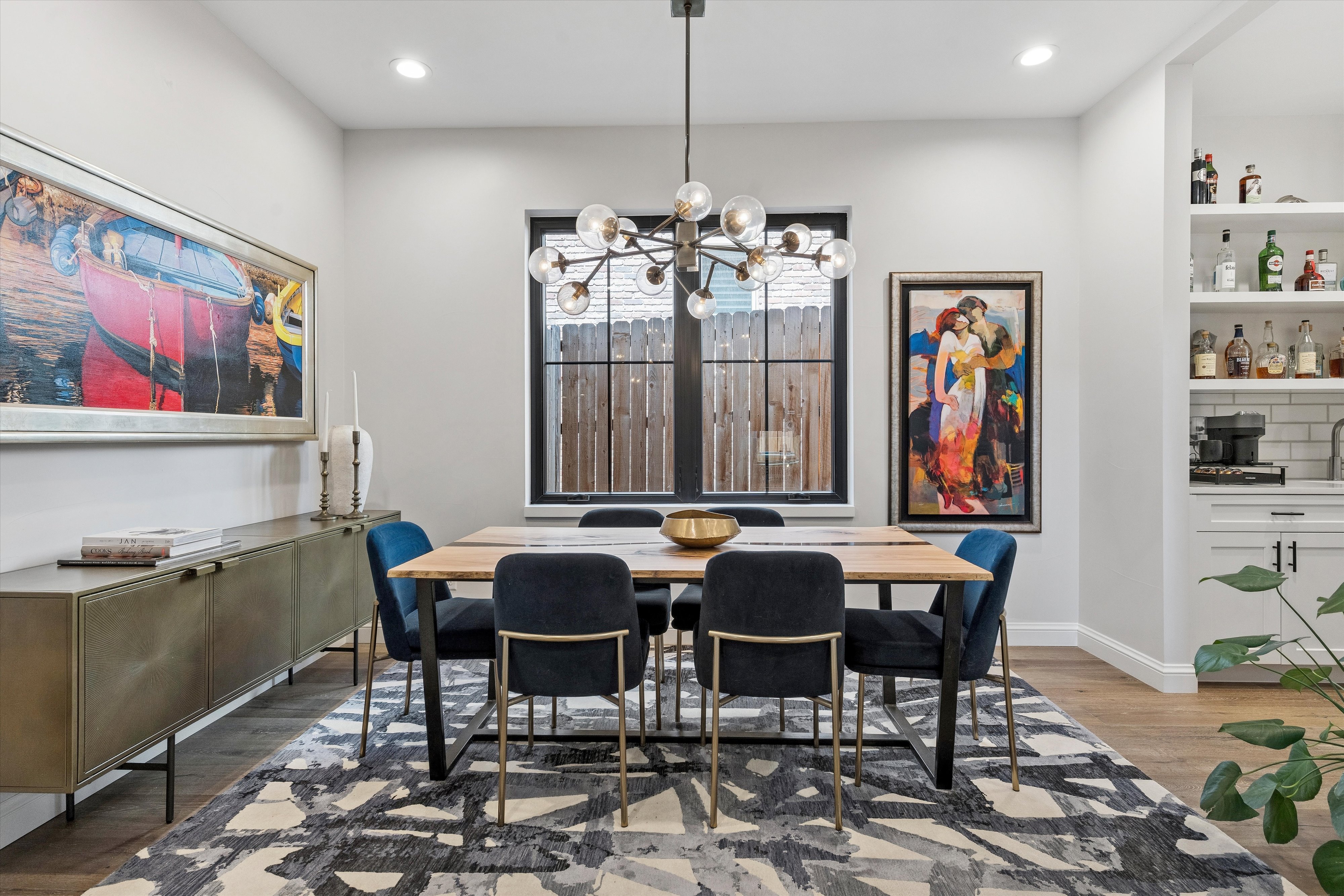  Newer-built residence offers an exceptional opportunity - 物件實景