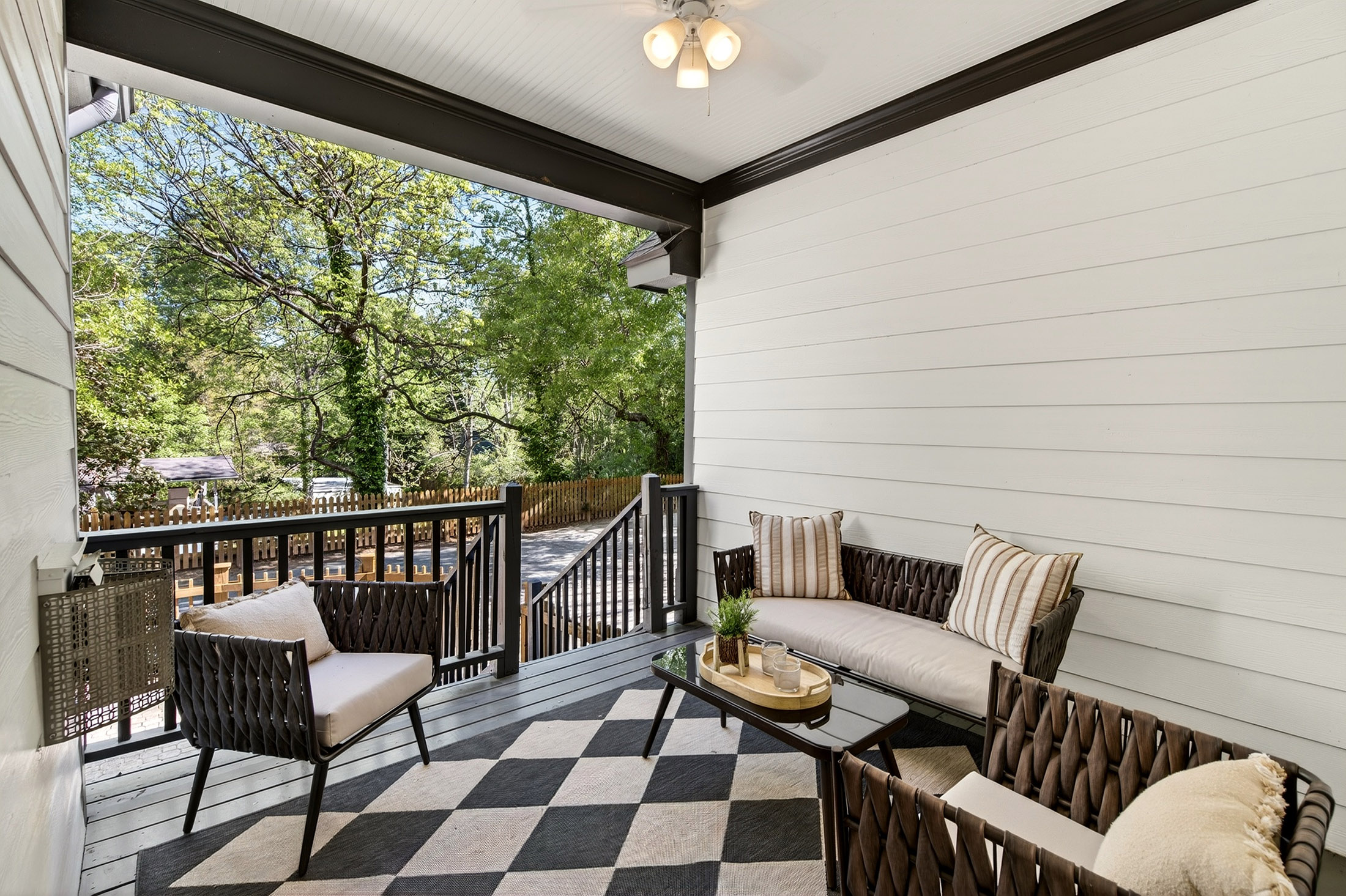  Smyrna Home Blends Space, Flexibility and an Unbeatable Lifestyle - 物件實景