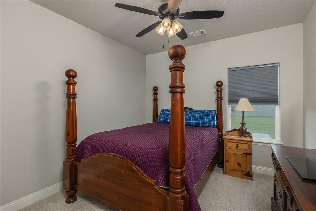 Springtown, Texas, 76082, United States, 4 Bedrooms Bedrooms, ,2 BathroomsBathrooms,Residential,For Sale,1980102