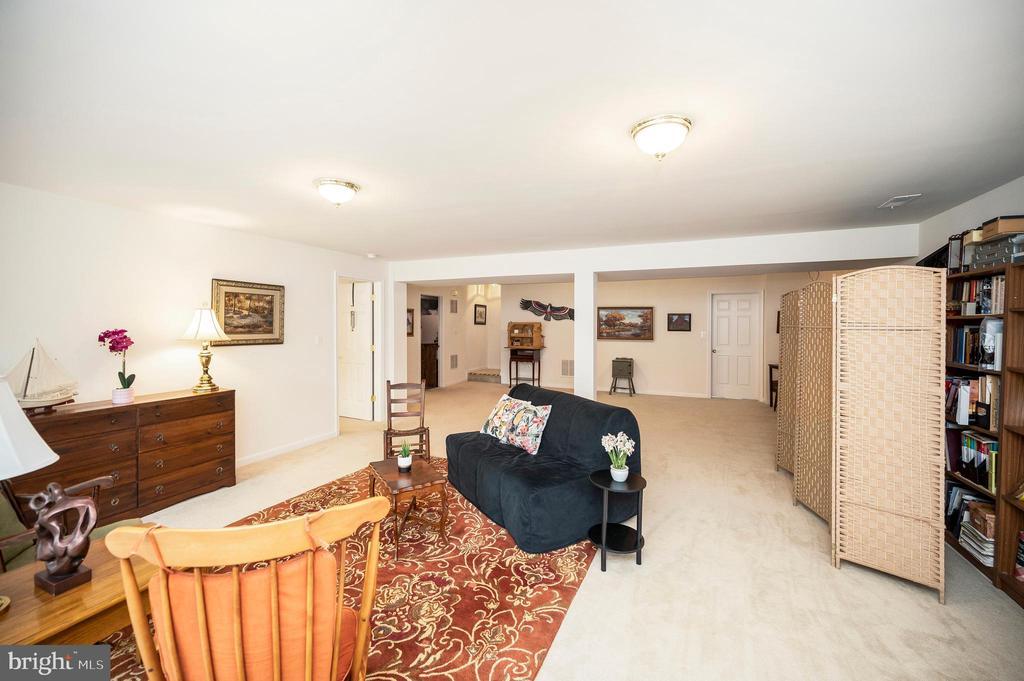 Fredericksburg, Virginia, 22401, United States, 3 Bedrooms Bedrooms, ,3 BathroomsBathrooms,Residential,For Sale,1911277