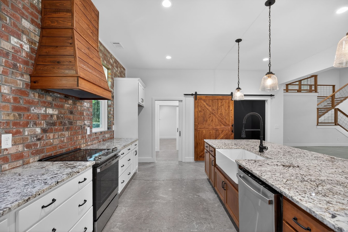 Carrollton, Georgia, 30117, United States, 4 Bedrooms Bedrooms, ,5 BathroomsBathrooms,Residential,For Sale,2015350