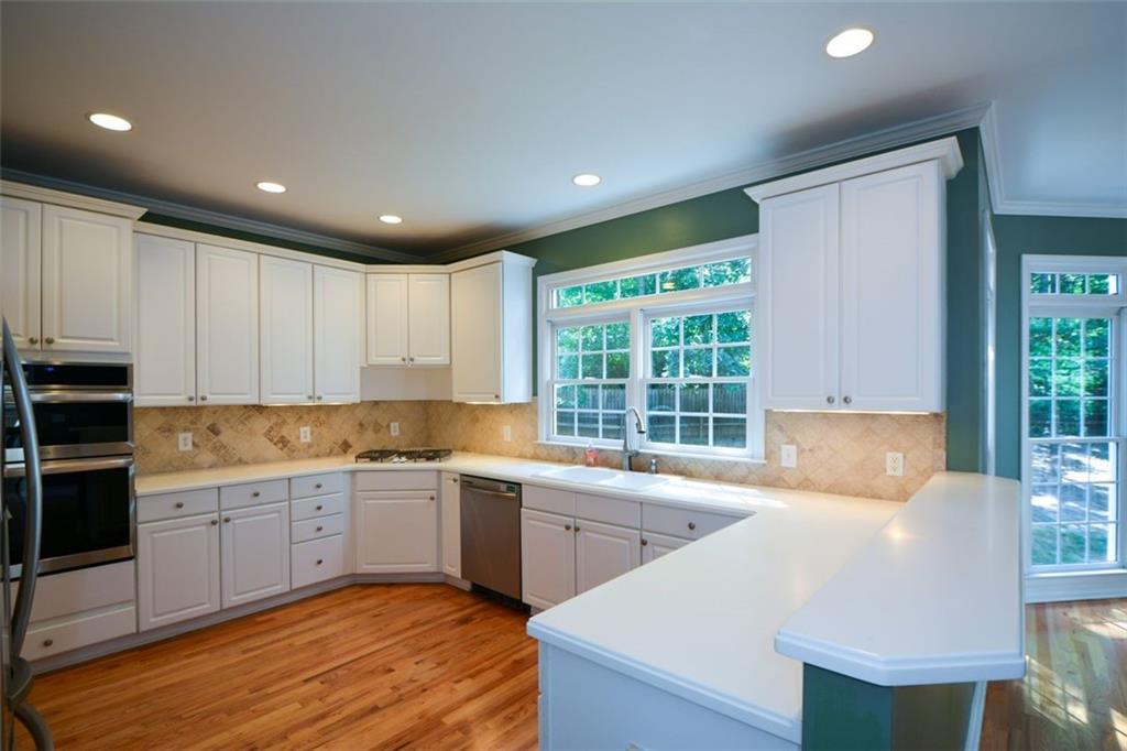 Alpharetta, Georgia, 30022, United States, 5 Bedrooms Bedrooms, ,5 BathroomsBathrooms,Residential,For Sale,2002154