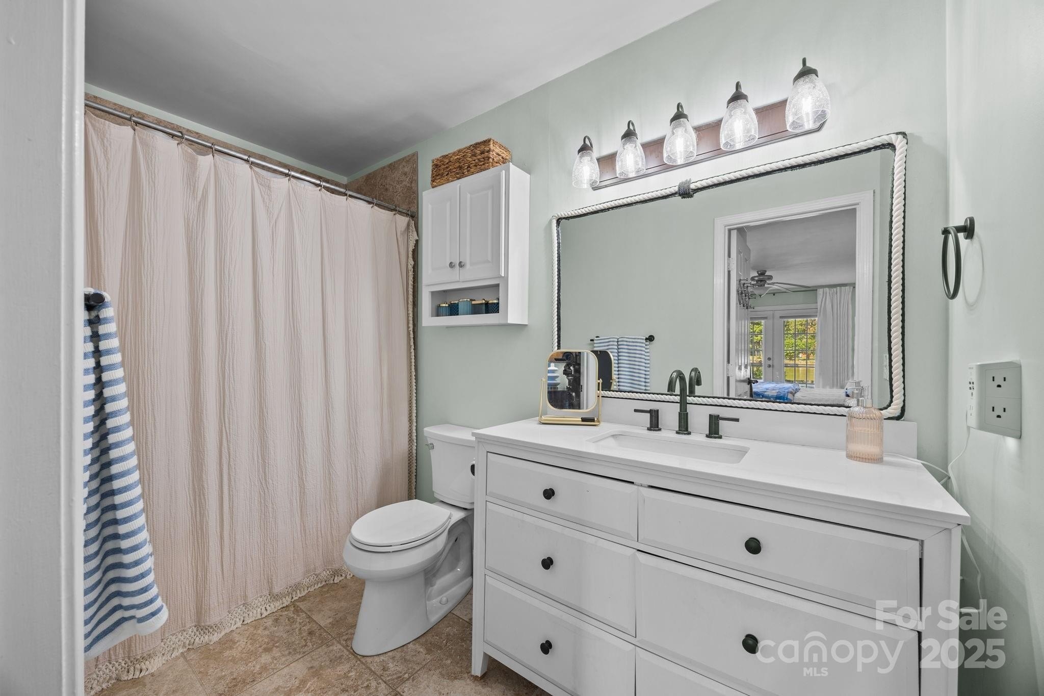 Salisbury, North Carolina, 28146, United States, 3 Bedrooms Bedrooms, ,2 BathroomsBathrooms,Residential,For Sale,1975878