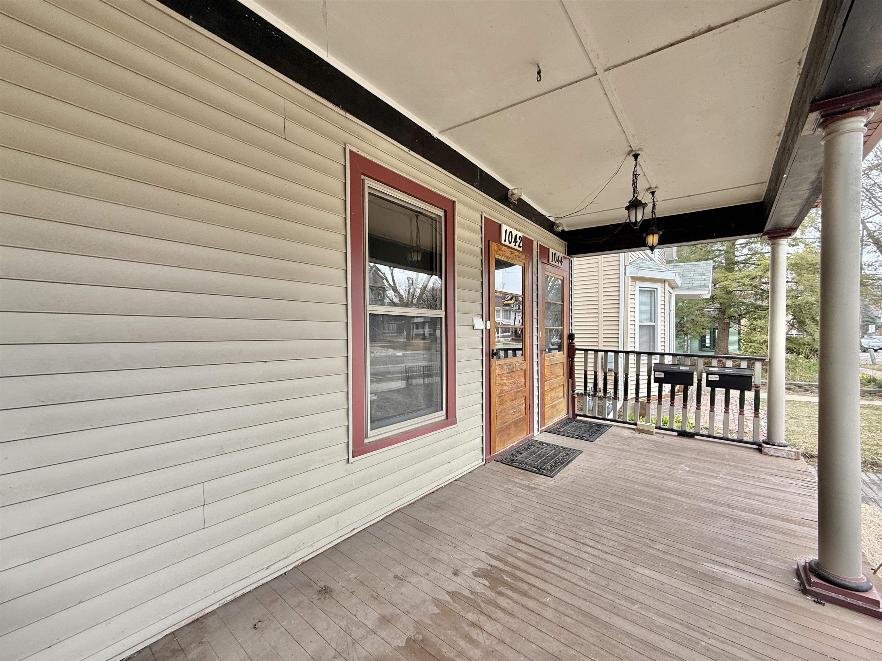 Madison, Wisconsin, 53703, United States, 5 Bedrooms Bedrooms, ,2 BathroomsBathrooms,Residential,For Sale,1979001